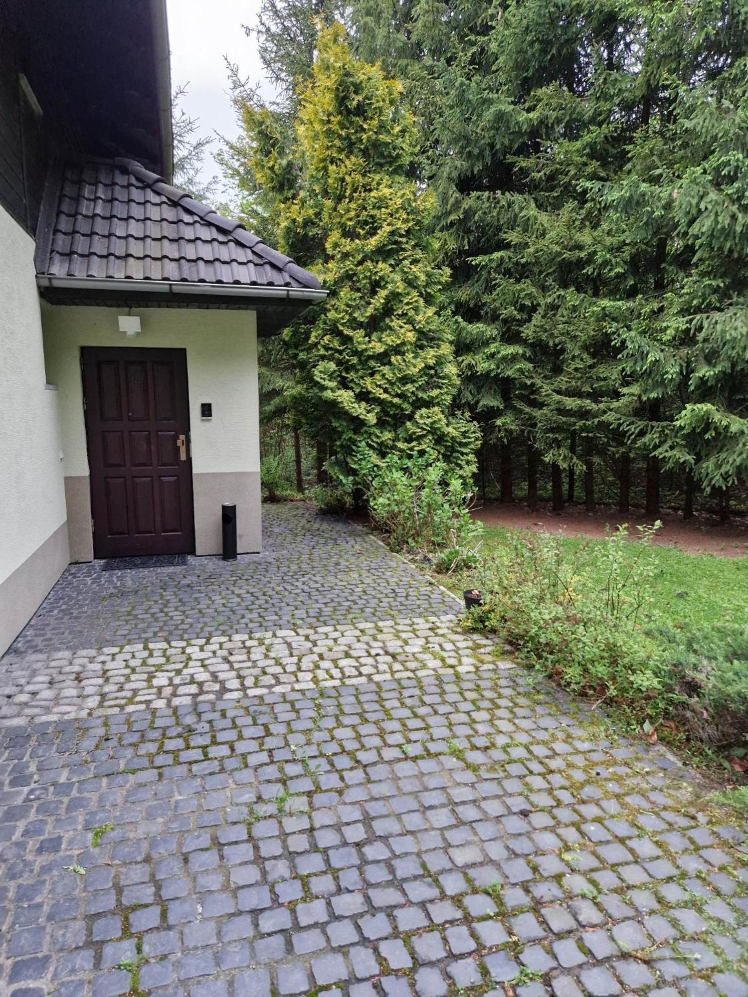 Villa Falsztyn Holiday Home Экстерьер фото