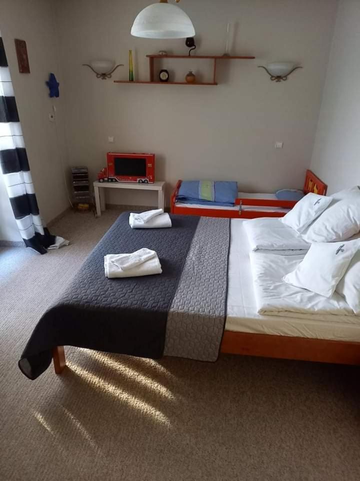 Villa Falsztyn Holiday Home Экстерьер фото